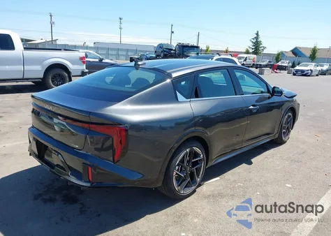 2025 Kia K4 Gt-Line z USA, uszkodzony, nr VIN 3KPFW4DE5SE052563